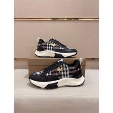 Burberry Low Shoes